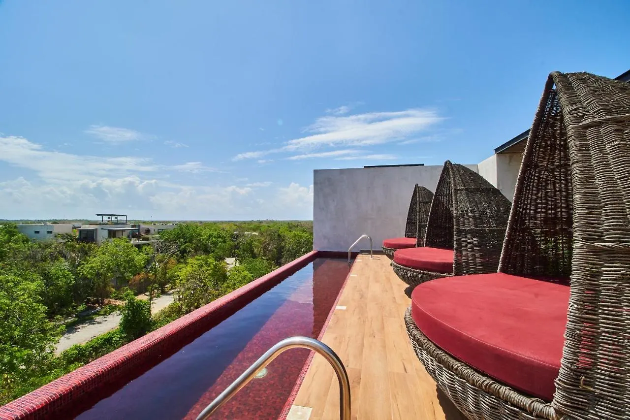 Elegant Trendy Apartment In Tulum With Infinity Pool, Breathtaking Jungle View & Bottle Of Wine Per Stay